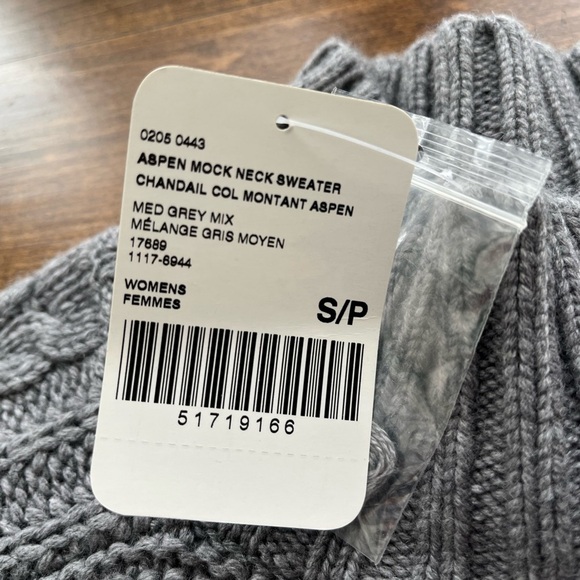 NWT Roots Aspen Mock neck cashmere sweater, SML - Picture 4 of 5